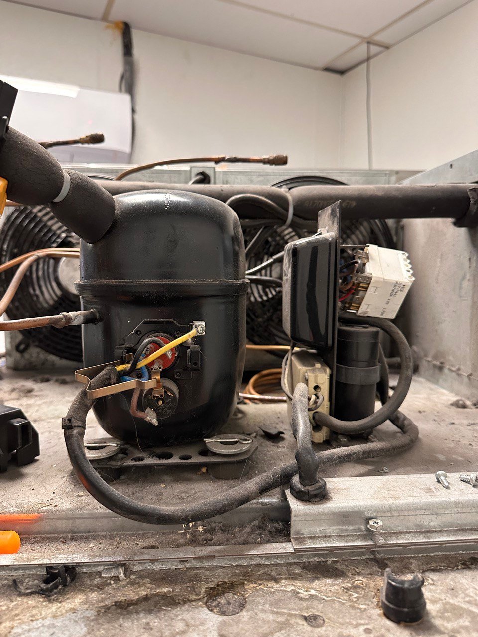 Walk-in cooler compressor repair